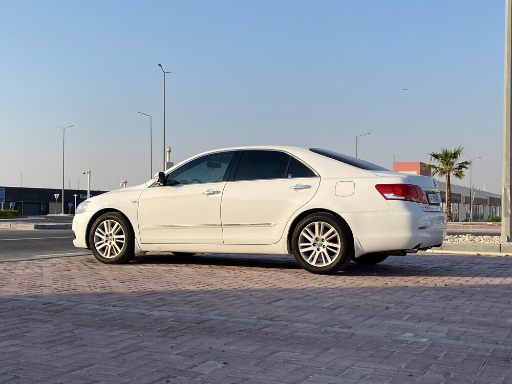Toyota Aurion Grande 2011 - 2