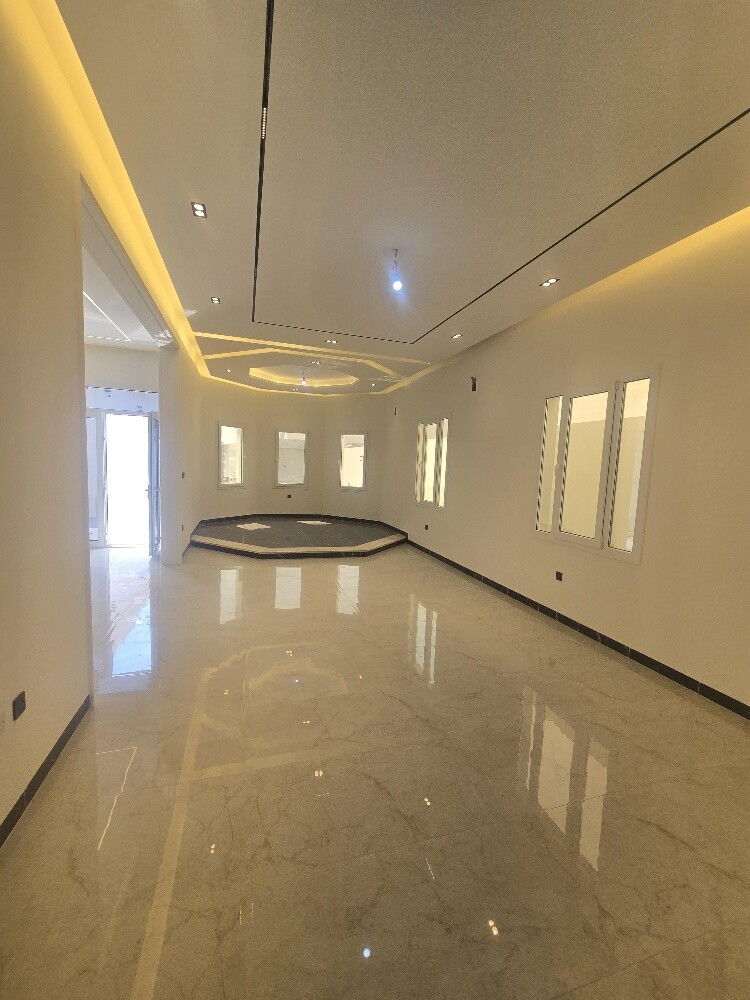 For sale. Two independent villas. F - 9