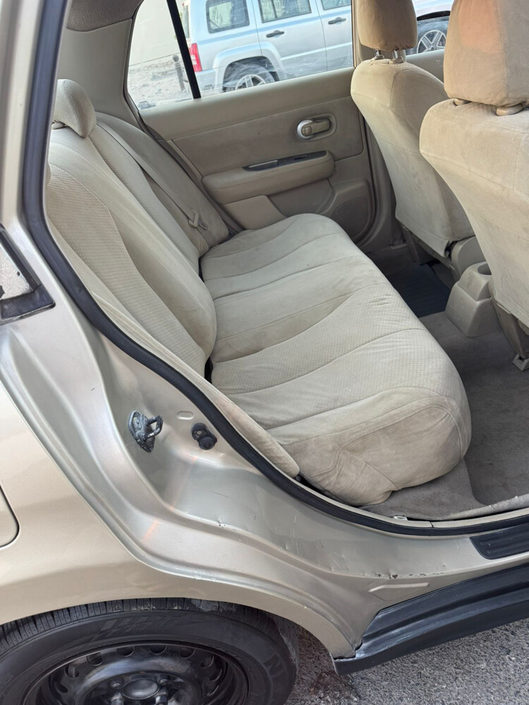 nissan tida 2012 - 6