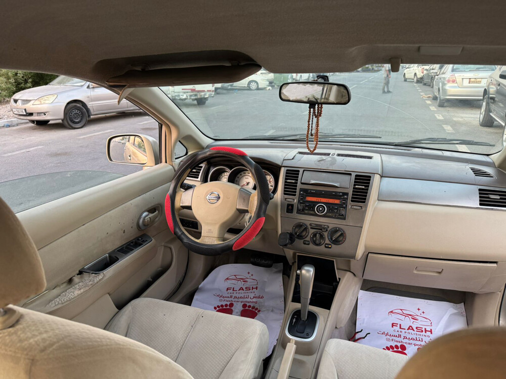 nissan tida 2012 - 3
