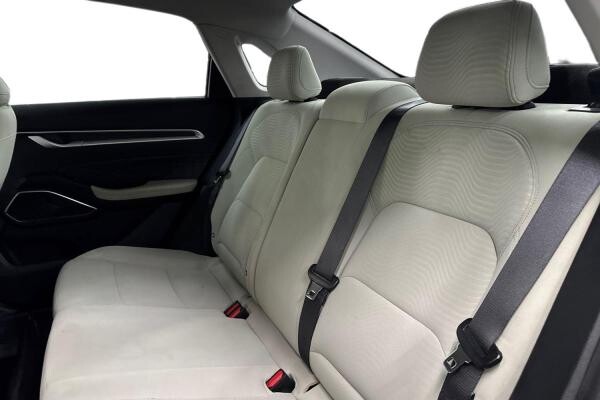 GEELY EMGRAND 1.5L 2025 28,380KM - 9