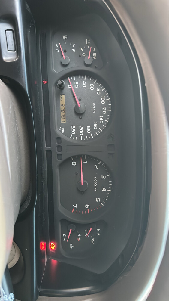 للبيع جكسار 2002 - 6