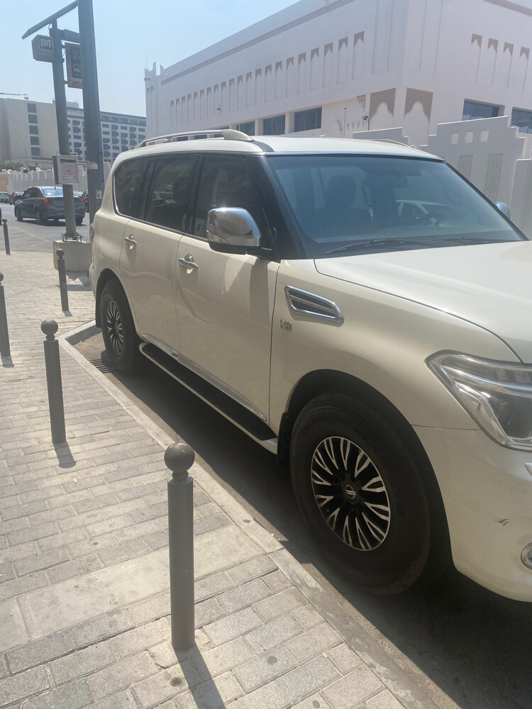 Nissan Patrol Platinum, 320 - 1