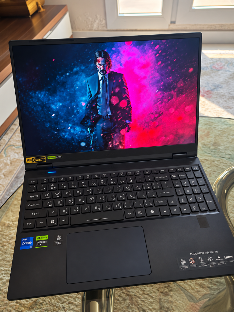 Acer Predator Helios 16 RTX4080 - 2