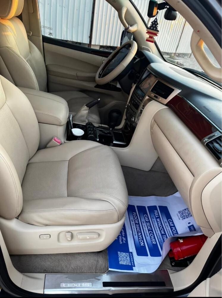 Lexus LX570 - 3
