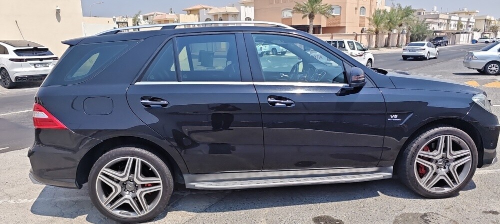Mercedes Benz ML 63 AMG - 7