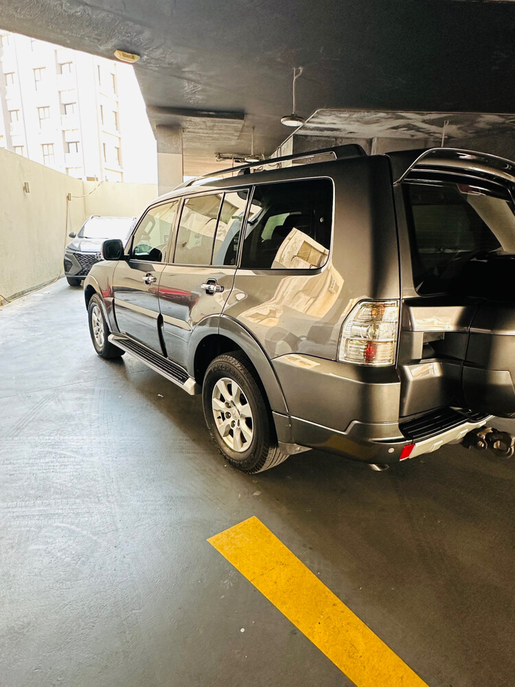 MITSUBISHI PAJERO 2020 - 4