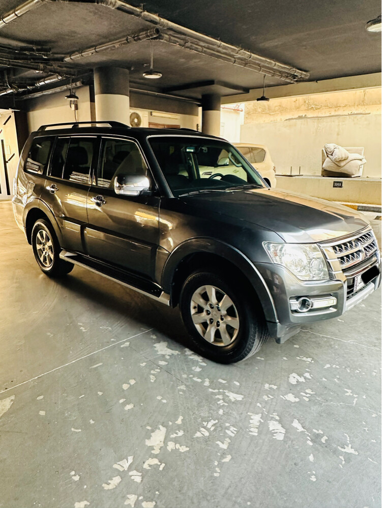 MITSUBISHI PAJERO 2020 - 7