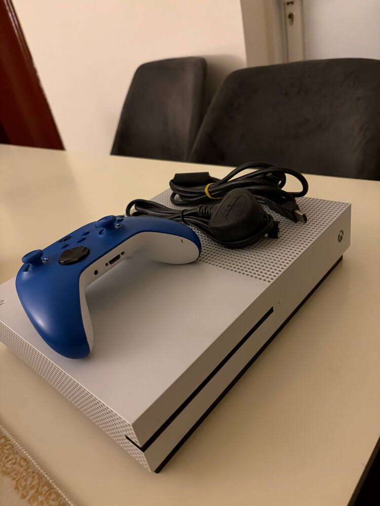 xbox one s - 3