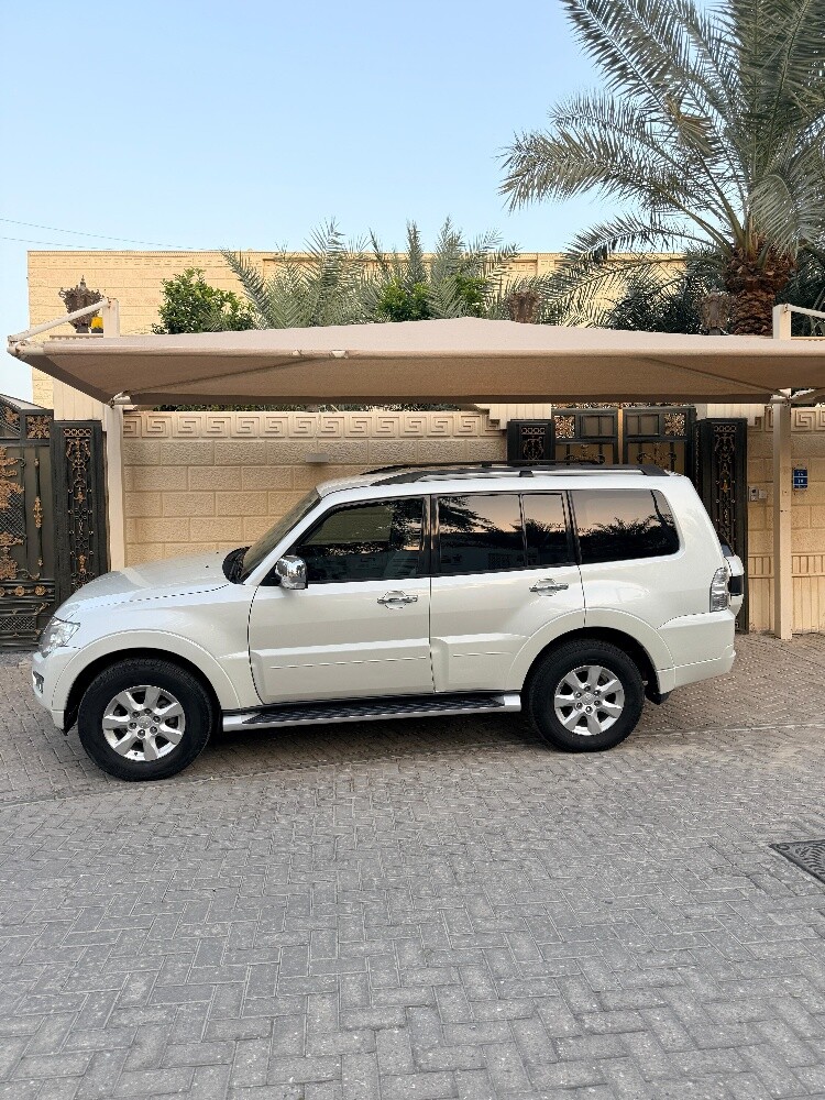 mitsubishi pajero 2020 - 2