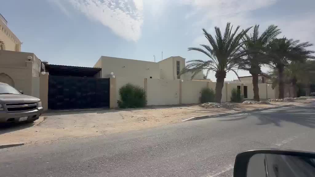 للبيع بيت شعبي بالشمال مؤجرة - 1