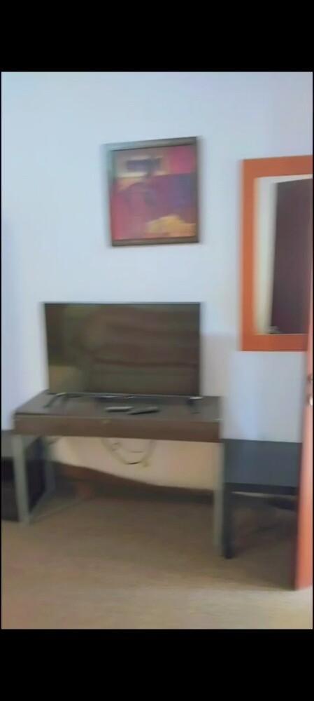 Fully furnished studio apartment. O - 7