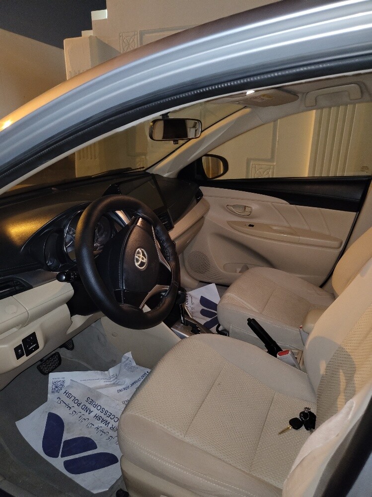 Toyota yaris - 6