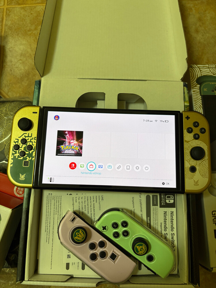 Nintendo switch oled Zelda - 2