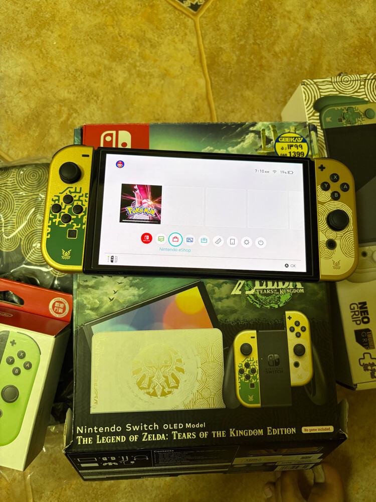 Nintendo switch oled Zelda - 1