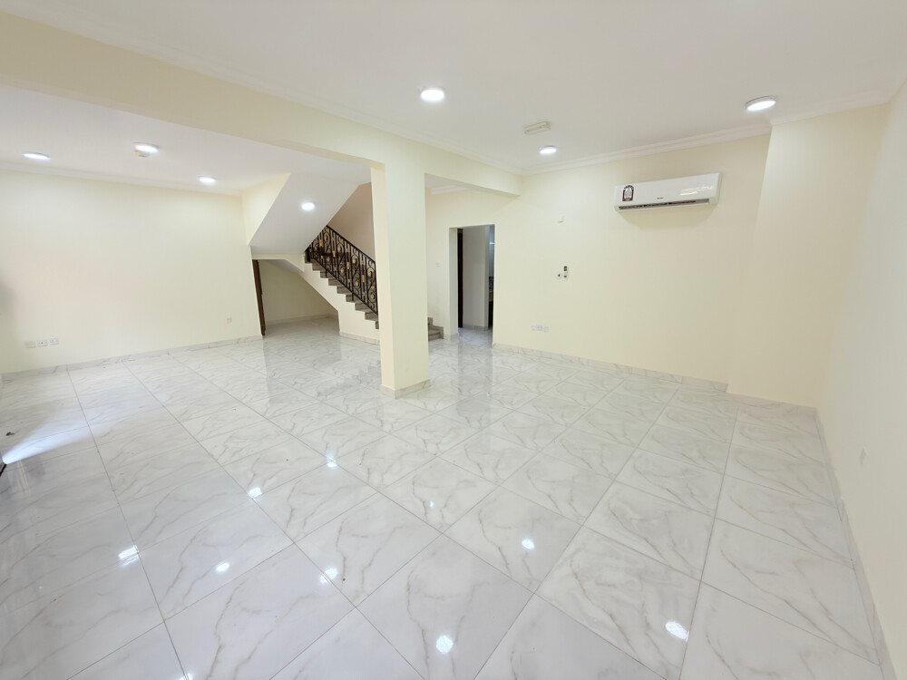 Villa in Al Gharrafa - 3