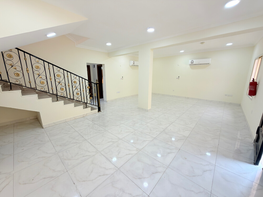 Villa in Al Gharrafa - 1