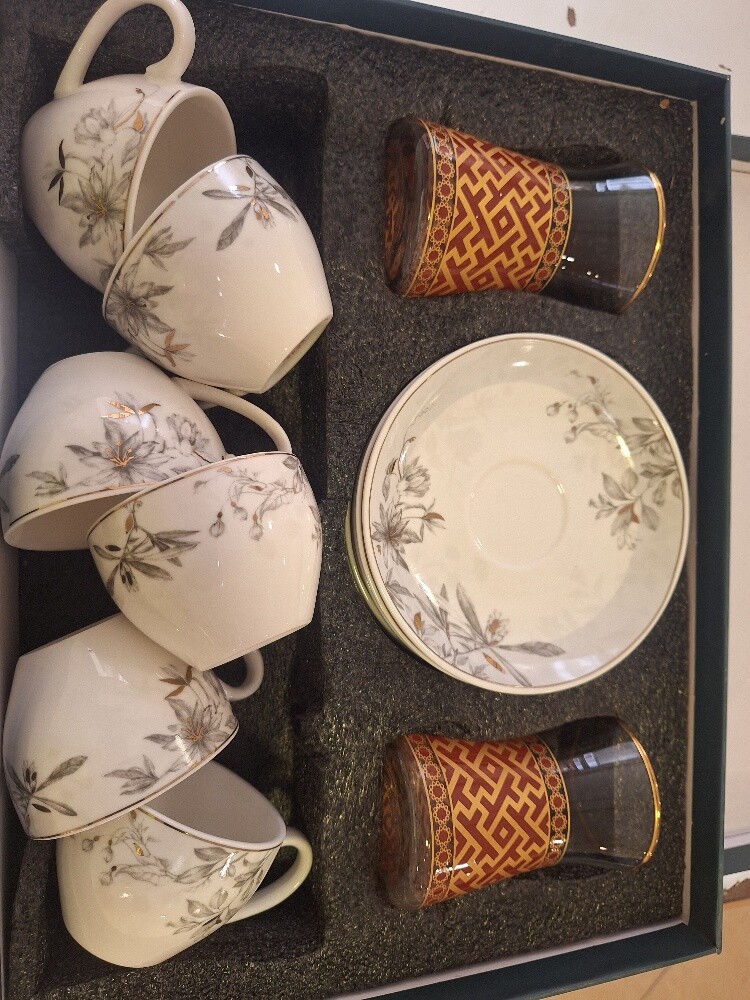 Arabic Ghawa cups and sauce plates - 3