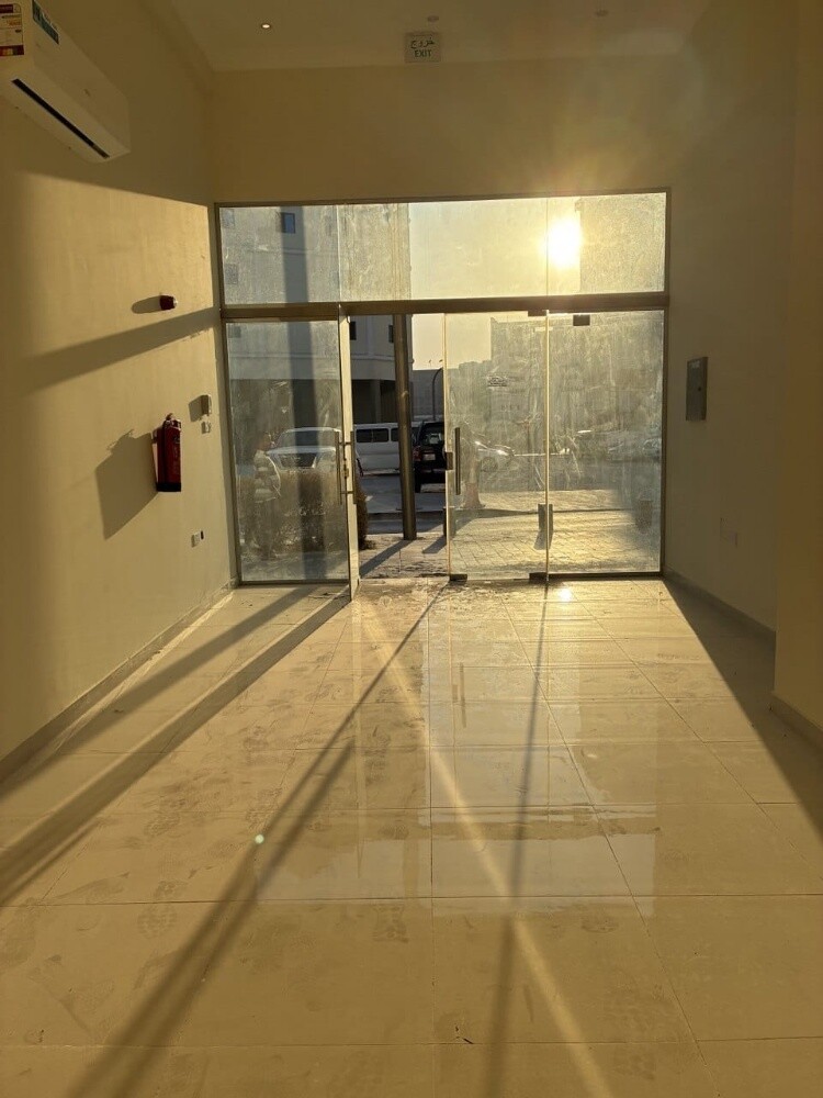 Shops for Rent - 7