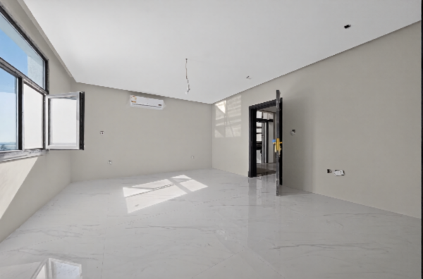 LUXURY INDEPENDENT VILLA | 8 MBDR - 8