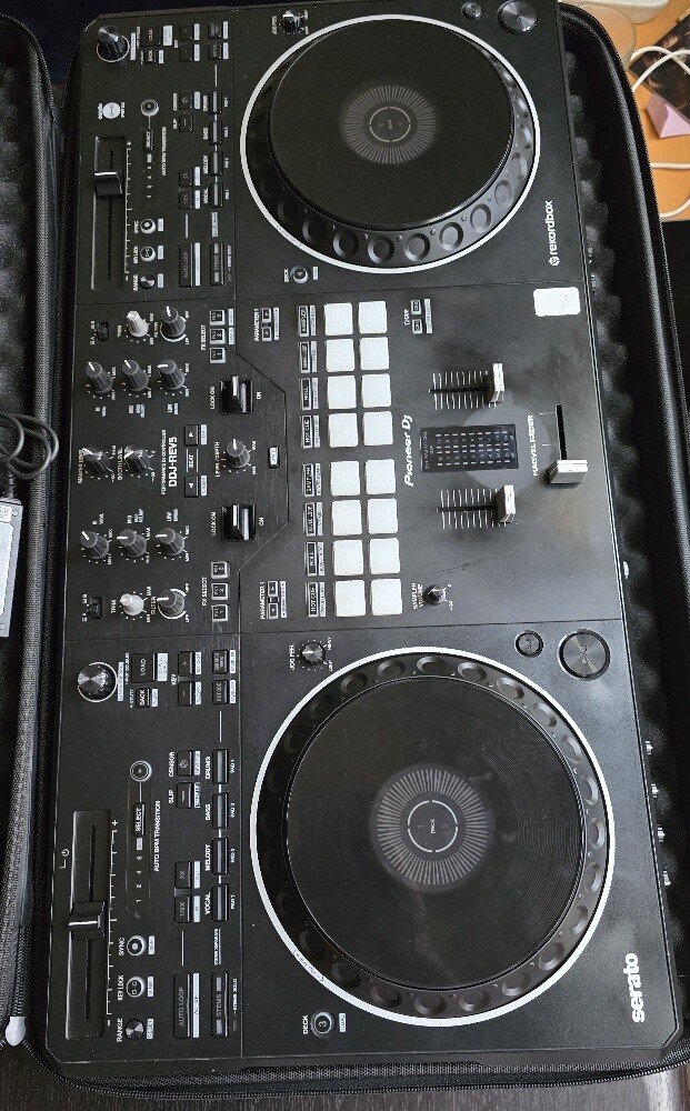 Rev 5 Pioneer Dj - 3
