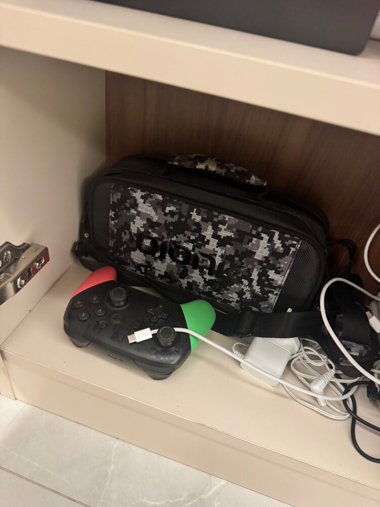 original nintendo switch - 2