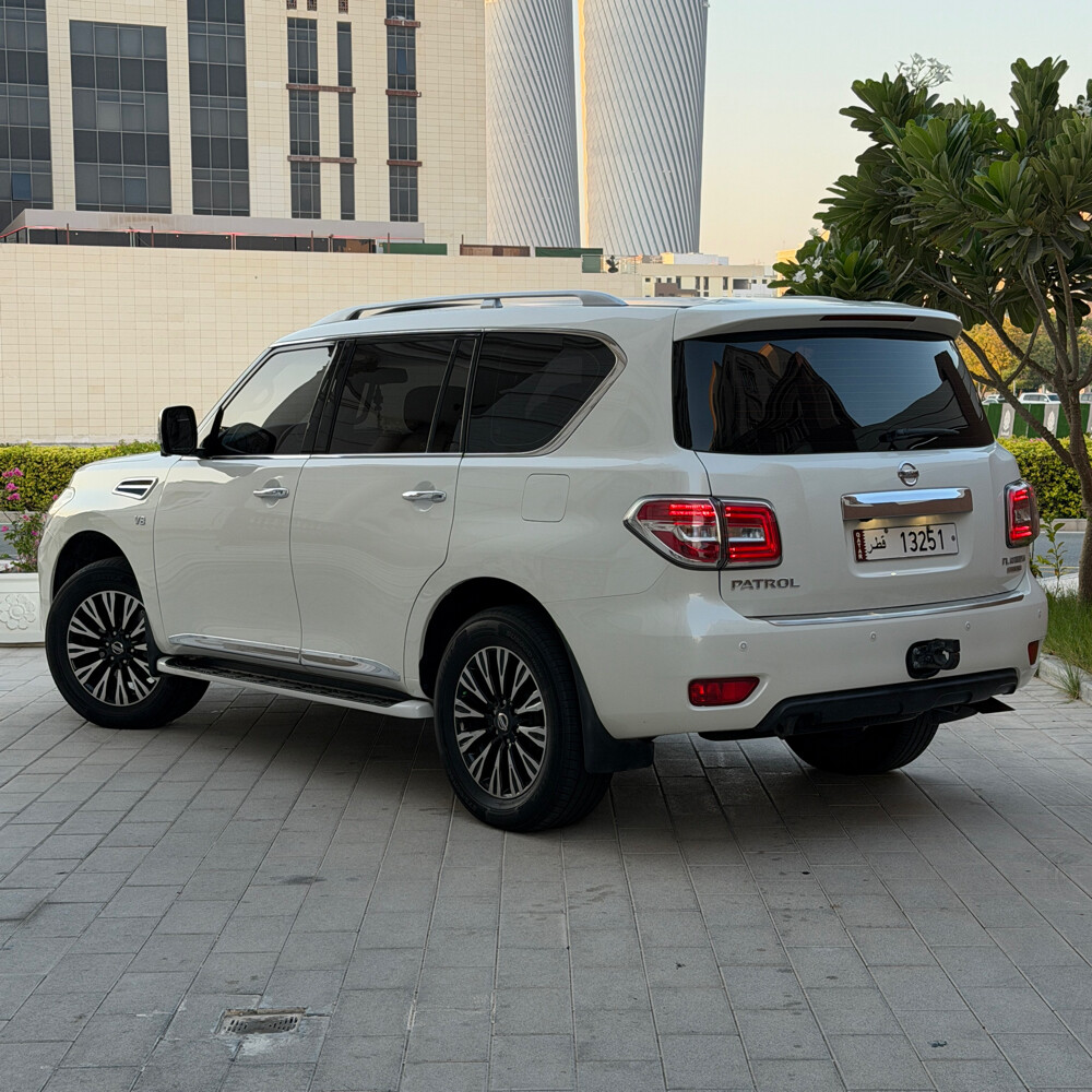 Nissan Patrol Platinum - 4