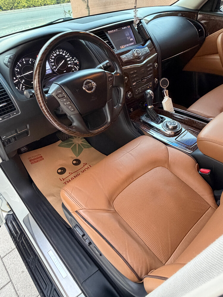 Nissan Patrol Platinum - 7