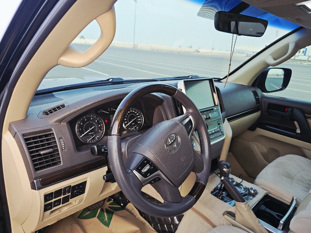 LAND CRUISER GXR 2019 - 4