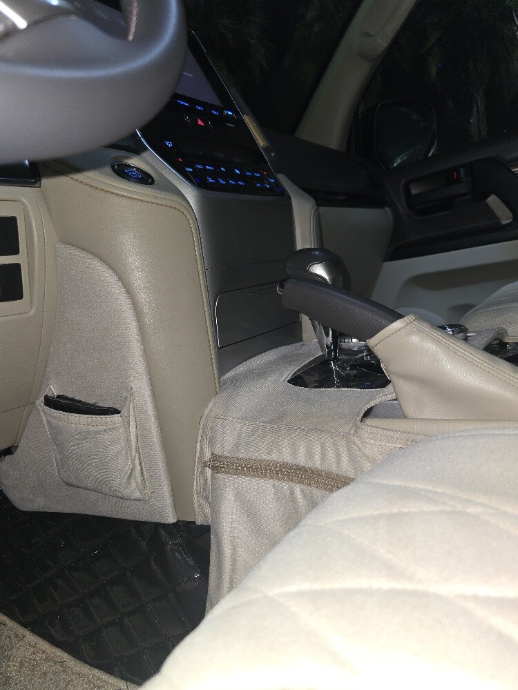 LAND CRUISER GXR 2019 - 12