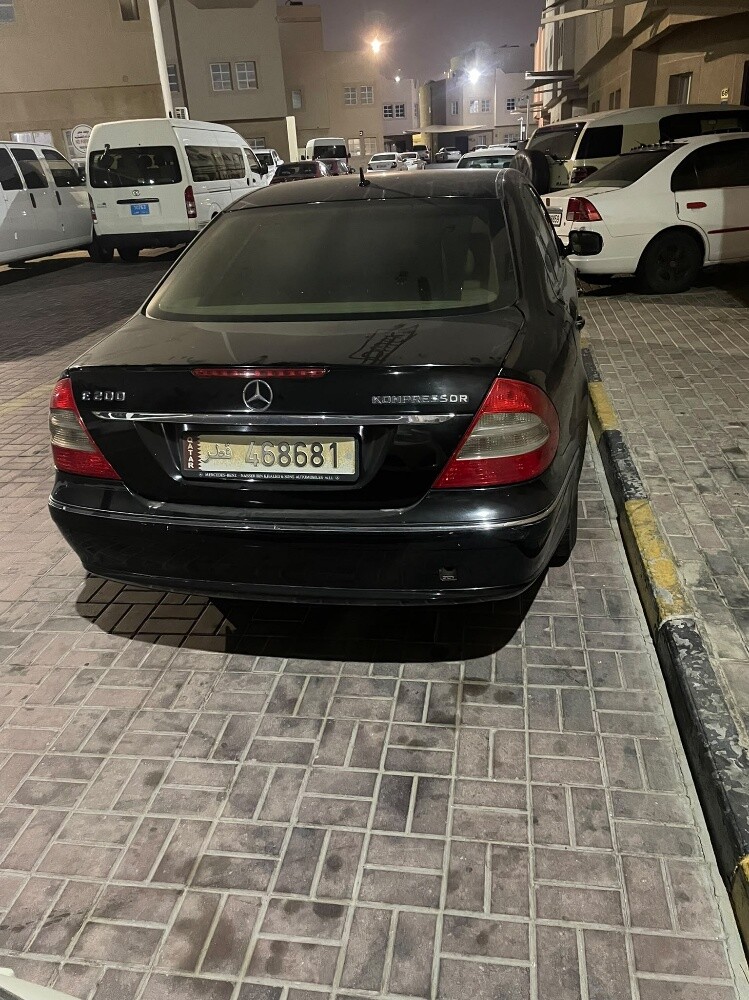 مرسيدس اي 200 - 5