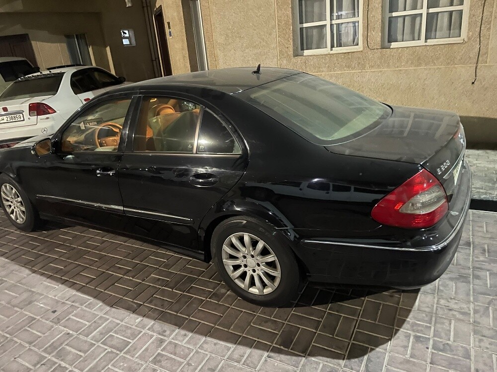 مرسيدس اي 200 - 2