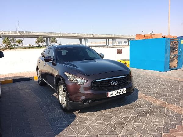 Nissan Inifiniti FX35 - 5