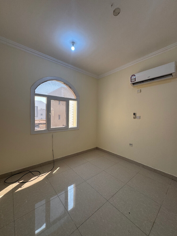 Villa for rent in Izghawa. - 12