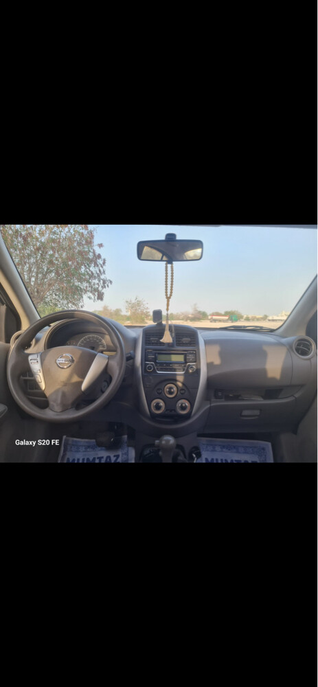 Nissan sunny  - 6