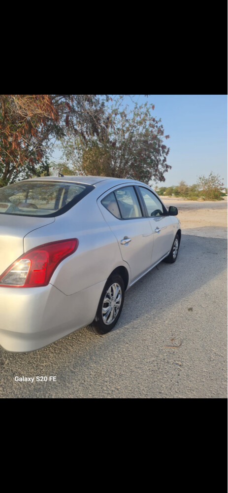 Nissan sunny  - 3