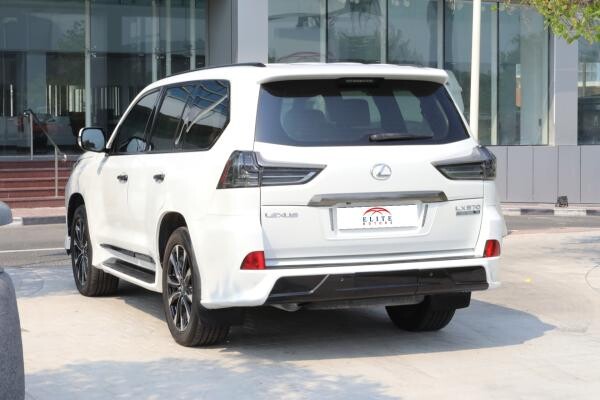 Lexus LX 570 - S - Black Edition - 6