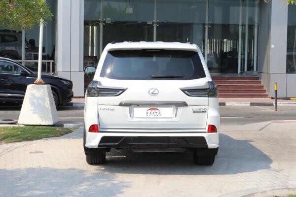 Lexus LX 570 - S - Black Edition - 5