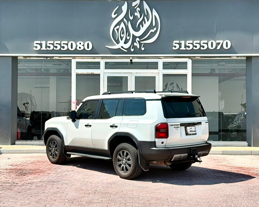 تويوتا برادو ادفنتشر 2024  - 2