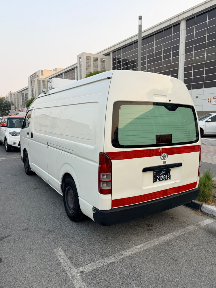 Toyota hiace freezer - 2