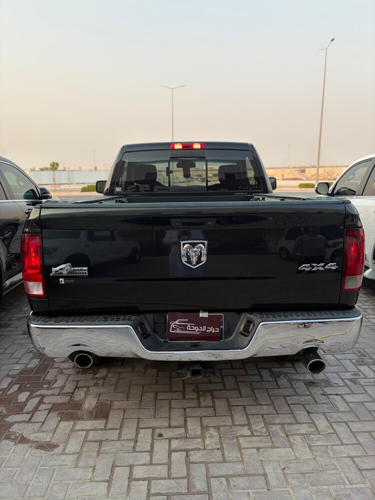 دودج بيق هورن - 4