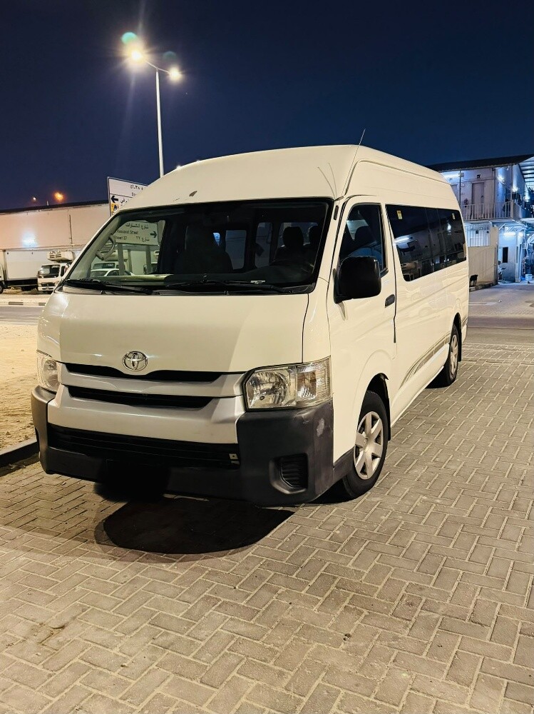 Toyota hiace bus  2018 - 1