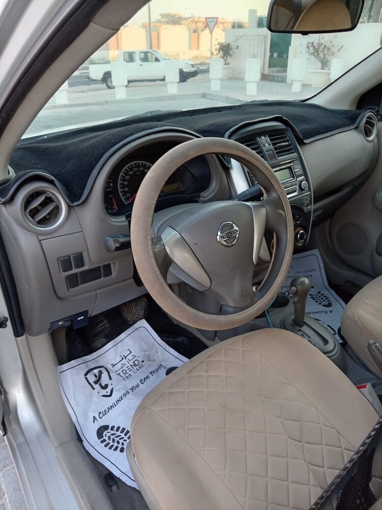 Nissan sunny - 6