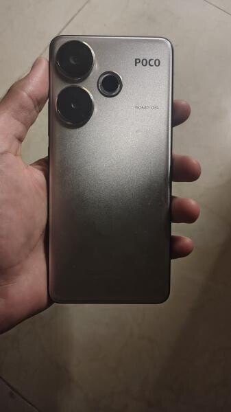 Poco F6 - 1