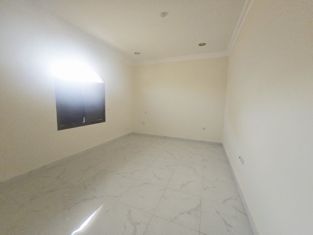 فيلا للايجار بام العمد - 9