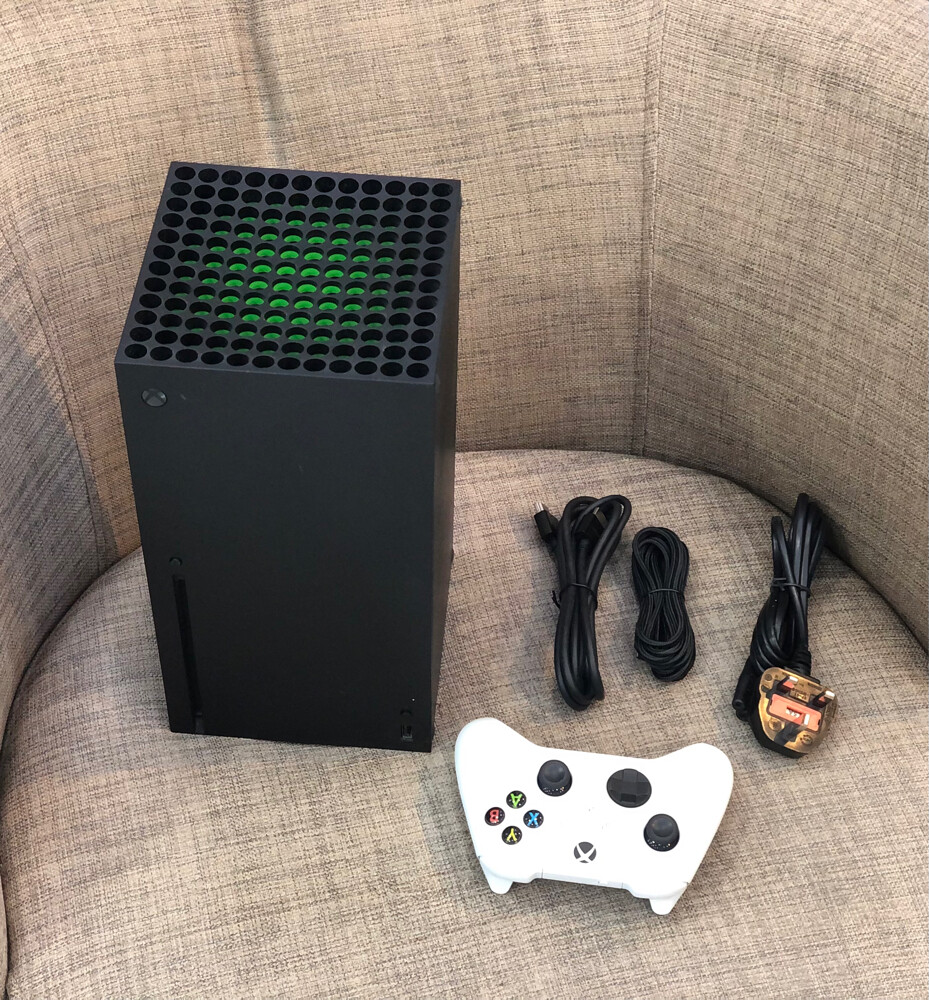 Xbox Series X (1TB) - 1