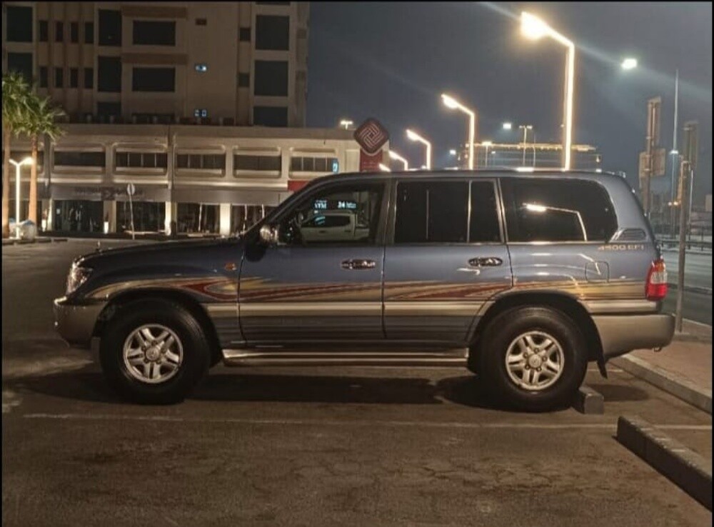 Toyota Land Cruiser 2006 (GXR - 4500 EFI) – Excellent Condit - 2