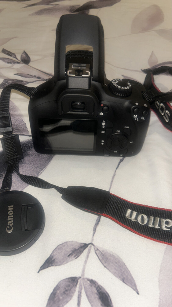canon EOS 4000D camera  - 3