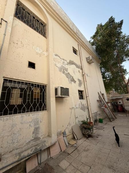 فيلا للبيع سكن عائلي مطار قديم - 4