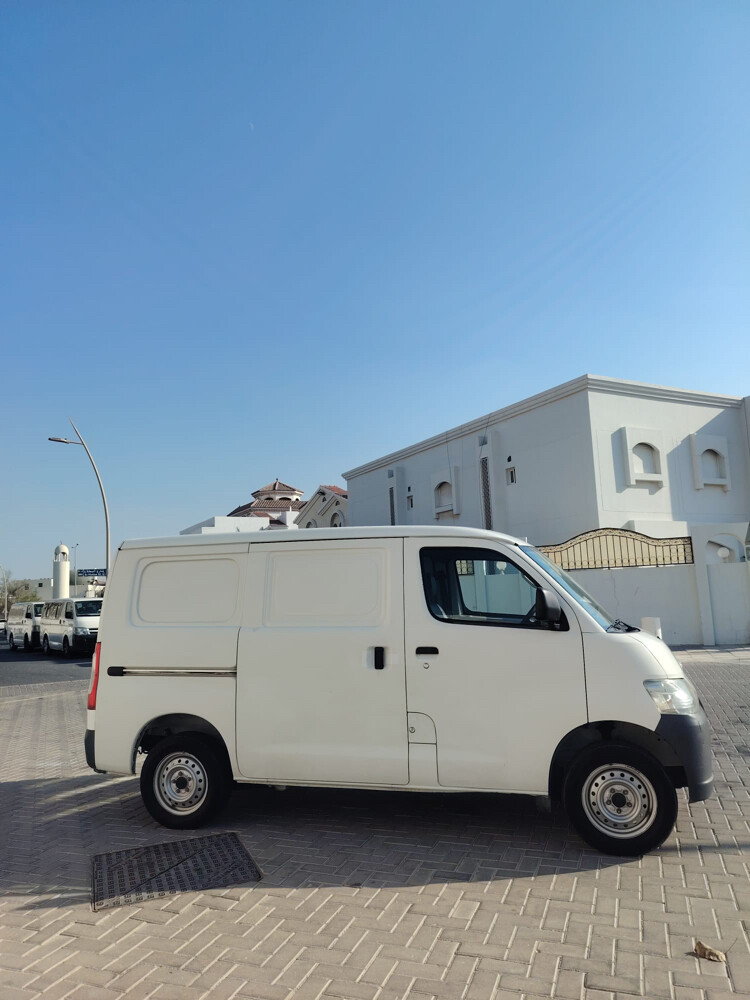TOYOTA LITE ACE VAN 2023 - 3